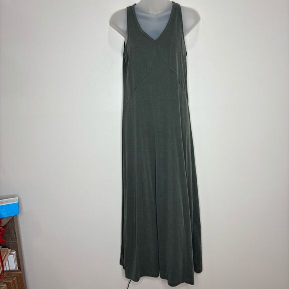 Lou & Grey Dresses & Skirts - Lou & Grey Long Green Maxi Dress Bodice detail new with tags NWT XS Sleeveless